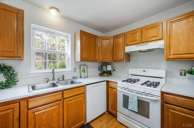 224 Dove Court, Lynchburg, VA 24501