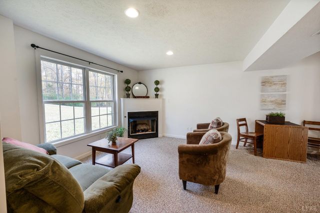 224 Dove Court, Lynchburg, VA 24501