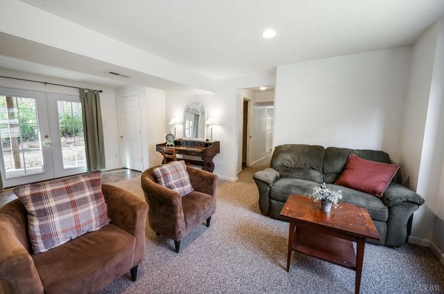 224 Dove Court, Lynchburg, VA 24501