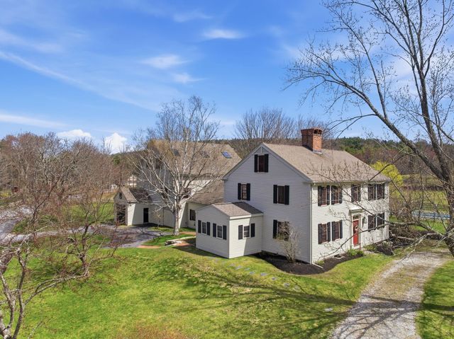 5 Old Manchester Road, Amherst, NH 03031