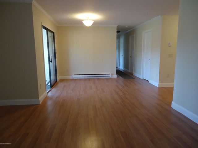 142 Cross Slope Court F, Manalapan, NJ 07726