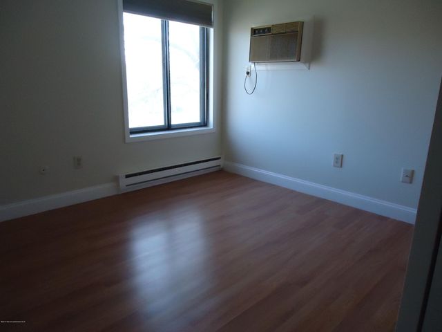 142 Cross Slope Court F, Manalapan, NJ 07726