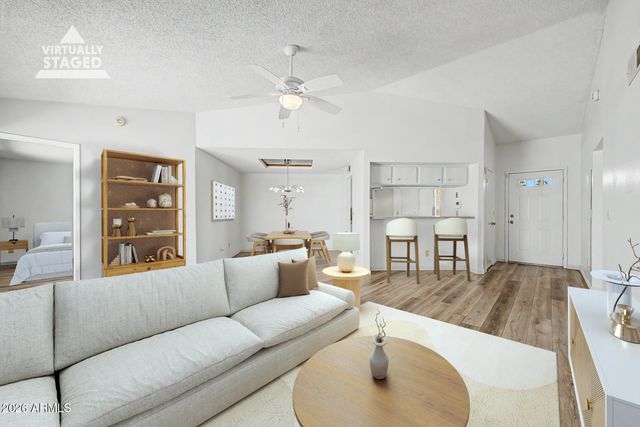 4649 E CHEYENNE Drive, Phoenix, AZ 85044