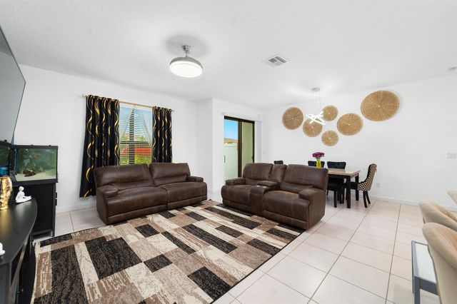 2024 Sugar Maple Drive, Riviera Beach, FL 33410