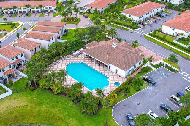 2024 Sugar Maple Drive, Riviera Beach, FL 33410