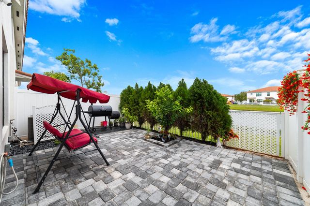 2024 Sugar Maple Drive, Riviera Beach, FL 33410
