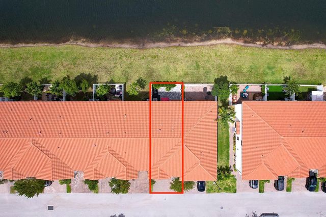 2024 Sugar Maple Drive, Riviera Beach, FL 33410