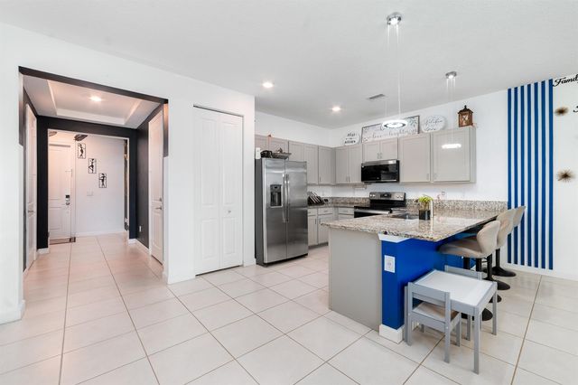 2024 Sugar Maple Drive, Riviera Beach, FL 33410