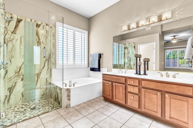 4915 S TANGERINE Lane, Gilbert, AZ 85298