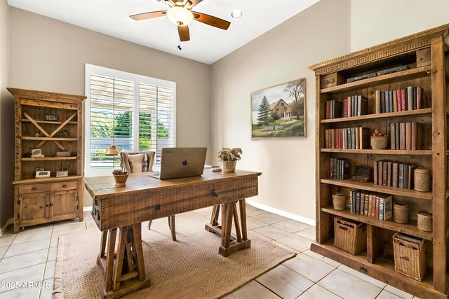 4915 S TANGERINE Lane, Gilbert, AZ 85298