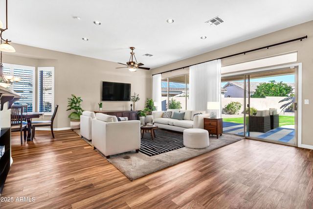 4915 S TANGERINE Lane, Gilbert, AZ 85298