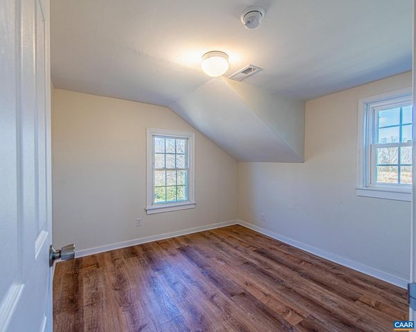 7569 PORTERS RD, Esmont, VA 22937