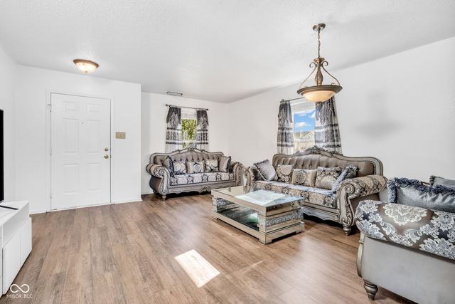 5502 Floating Leaf Drive, Indianapolis, IN 46237