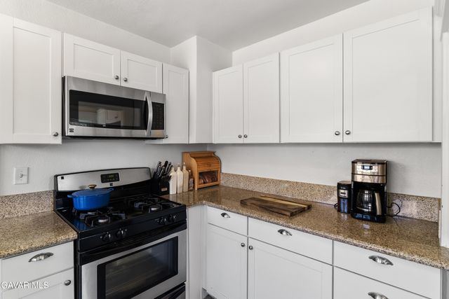44623 Cedar Avenue, Lancaster, CA 93534
