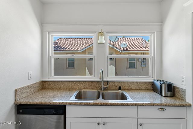 44623 Cedar Avenue, Lancaster, CA 93534