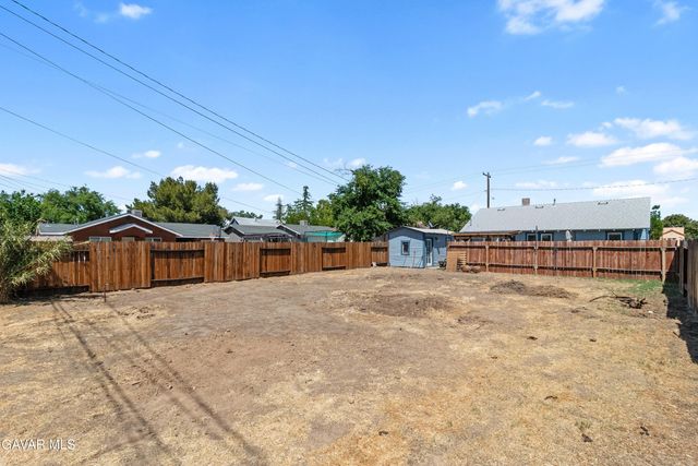 44623 Cedar Avenue, Lancaster, CA 93534