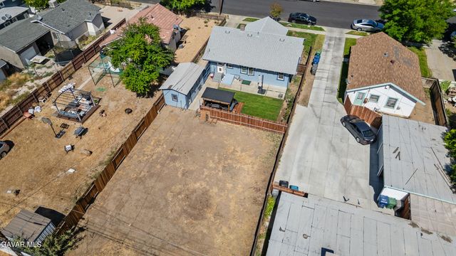 44623 Cedar Avenue, Lancaster, CA 93534