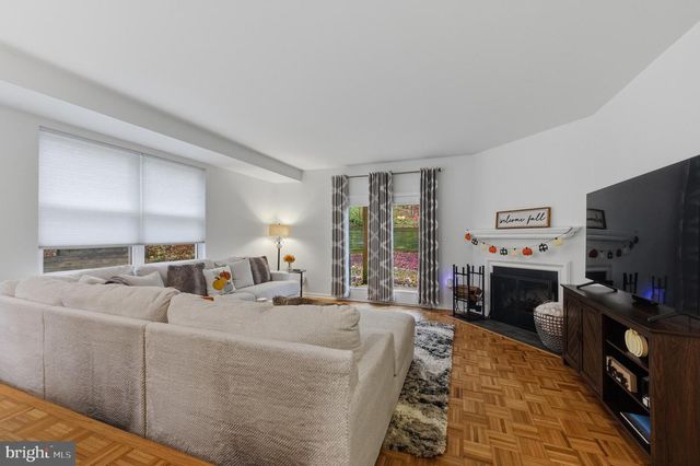 19 RIDGE BLVD, Wilmington, DE 19808