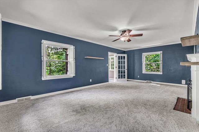 110 14th Avenue, Moline, IL 61265