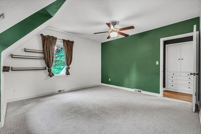 110 14th Avenue, Moline, IL 61265