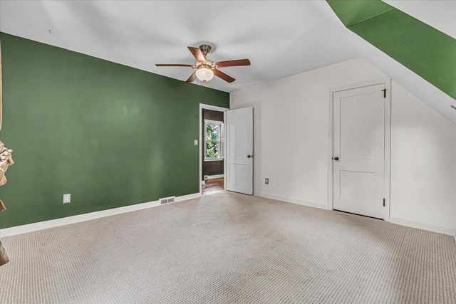 110 14th Avenue, Moline, IL 61265