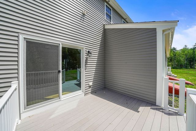 8 Amandas Way 8, Halifax, MA 02338