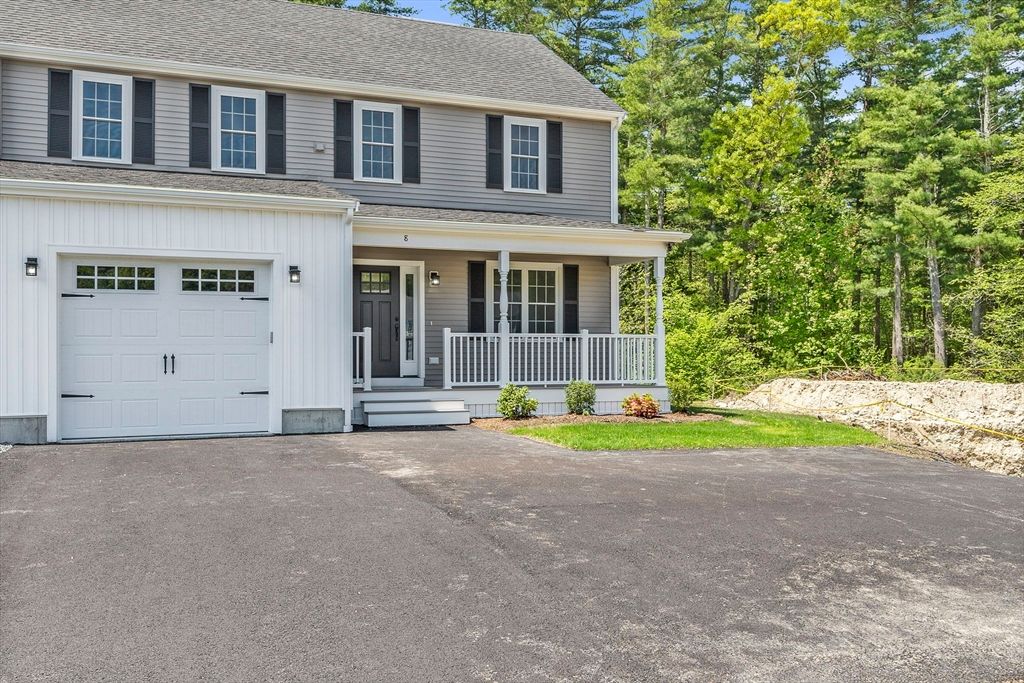 8 Amandas Way 8, Halifax, MA 02338
