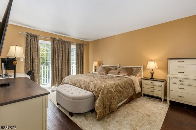 166 Riverwalk Way, Clifton City, NJ 07014