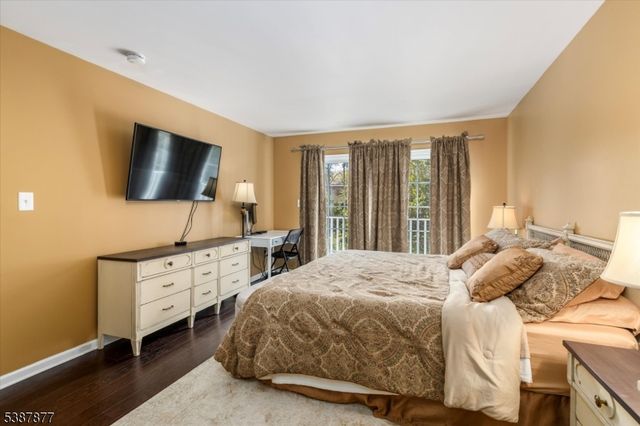 166 Riverwalk Way, Clifton City, NJ 07014