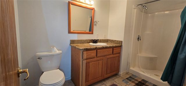 2 Teme Lane, Bella Vista, AR 72714