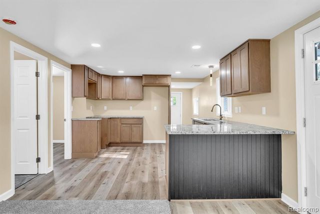 34 Pack Street, Croswell, MI 48422