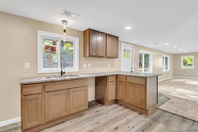 34 Pack Street, Croswell, MI 48422