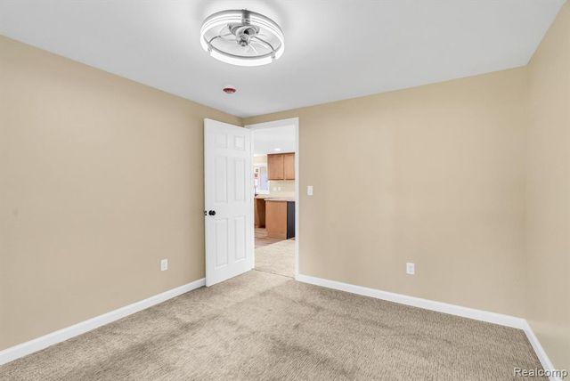 34 Pack Street, Croswell, MI 48422