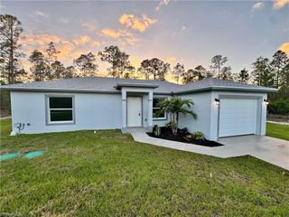 2305 Grant AVE, Alva, FL 33920