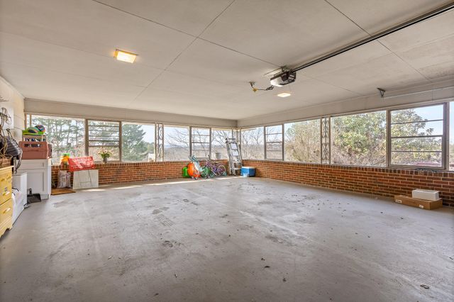 4735 Lake Hills Circle, Chattanooga, TN 37416