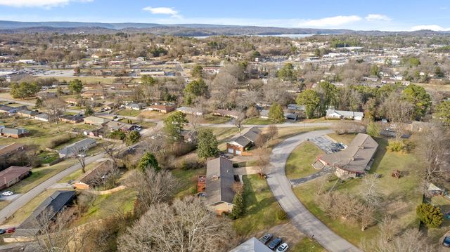 4735 Lake Hills Circle, Chattanooga, TN 37416