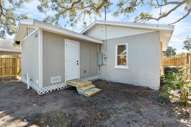 1138 ENGMAN STREET, Clearwater, FL 33755