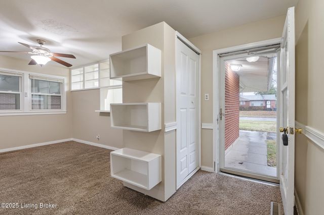 3216 Furman Blvd, Louisville, KY 40220