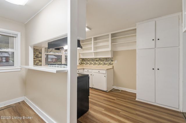 3216 Furman Blvd, Louisville, KY 40220