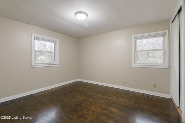 3216 Furman Blvd, Louisville, KY 40220