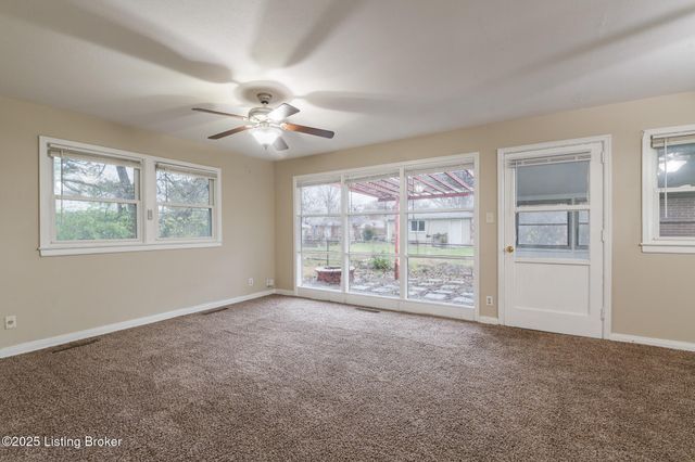 3216 Furman Blvd, Louisville, KY 40220