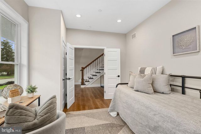 1004 ADCOCK RD, Lutherville Timonium, MD 21093