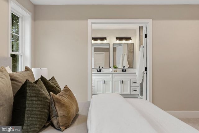 1004 ADCOCK RD, Lutherville Timonium, MD 21093