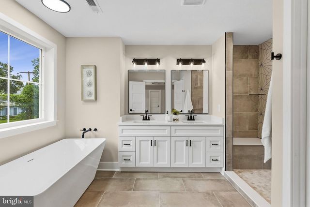 1004 ADCOCK RD, Lutherville Timonium, MD 21093