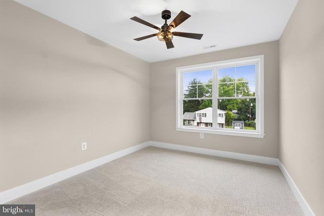 1004 ADCOCK RD, Lutherville Timonium, MD 21093