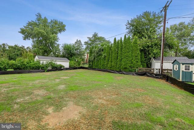 1004 ADCOCK RD, Lutherville Timonium, MD 21093