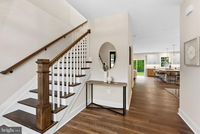1004 ADCOCK RD, Lutherville Timonium, MD 21093