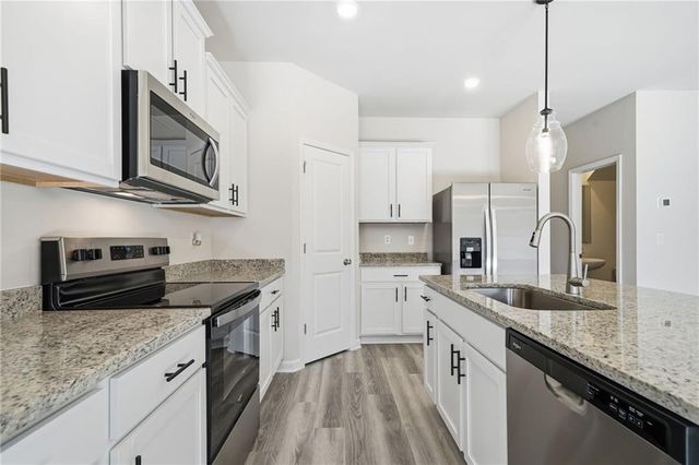 3966 Oakwood Terrace Court, Oakwood, GA 30566