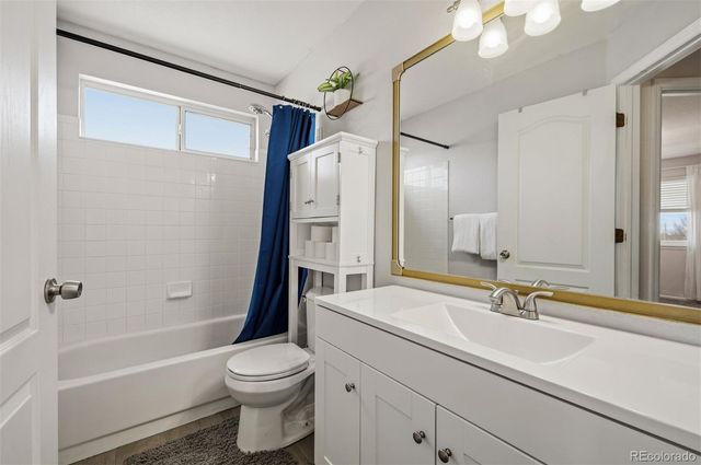 19910 E Belleview Lane, Centennial, CO 80015