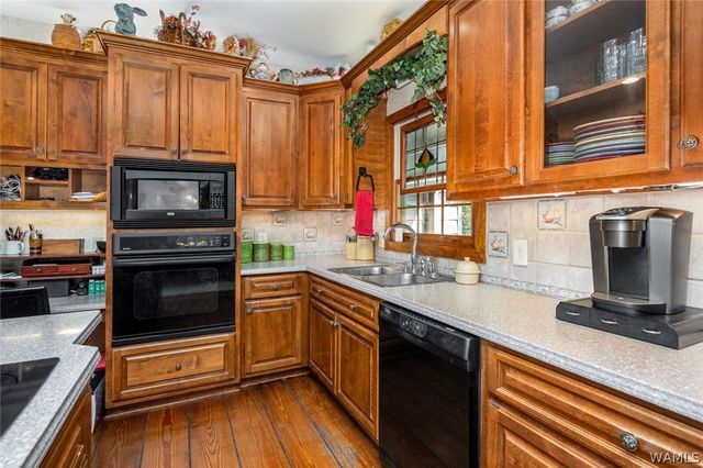 10885 Landers, Northport, AL 35473